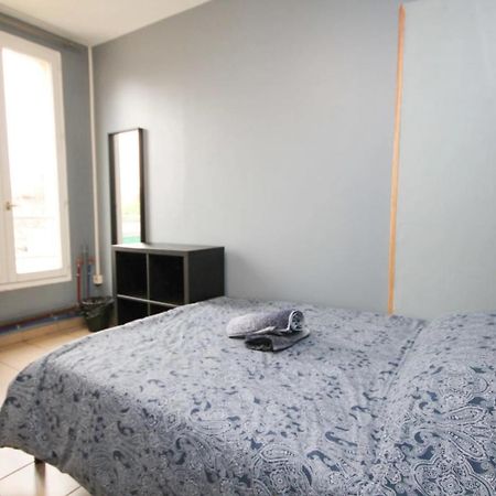 02 - Chambre Avec Lit Double Et Sdb Prive Wifi Saint-Denis  Exterior photo